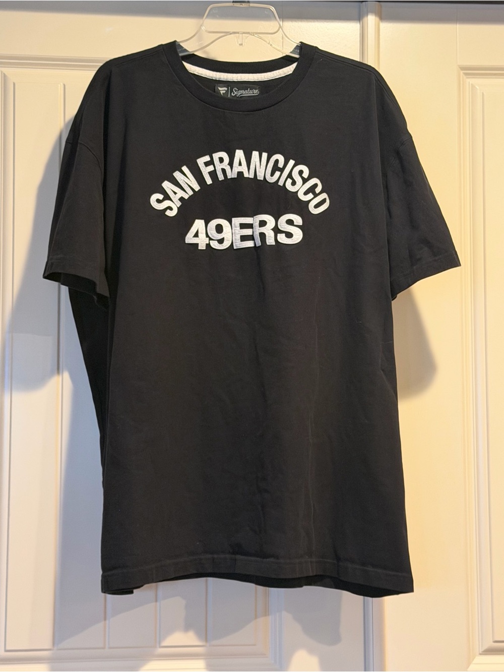 Mens Signature Black San Francisco 49ers Appliquéd and Graphic Tee